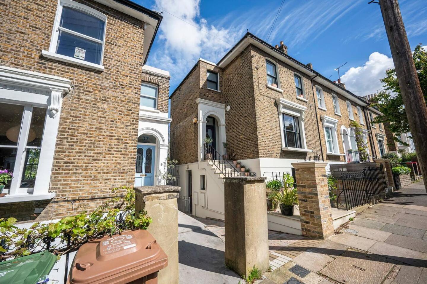 Spacious 20min To Bridge Pass The Keys Appartamento Londra